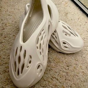 COPY - Yeezy foam runner